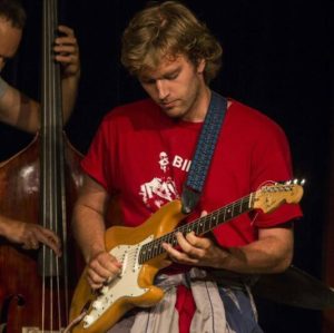 Claus - Guitar Jazzguitar Ukulele - Aarhus