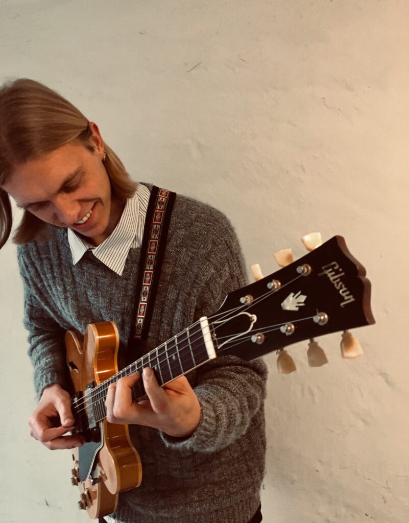 Markus - Guitar Jazzguitar - Aarhus